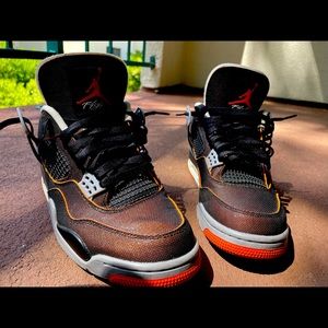 Air Jordan 4 Retro ‘Starfish’